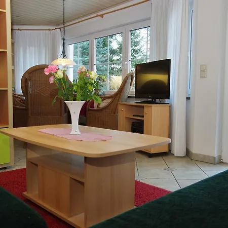 Gaestehaus Gaens - Ferienhaus Schirgiswalde-Kirschau Eksteriør billede